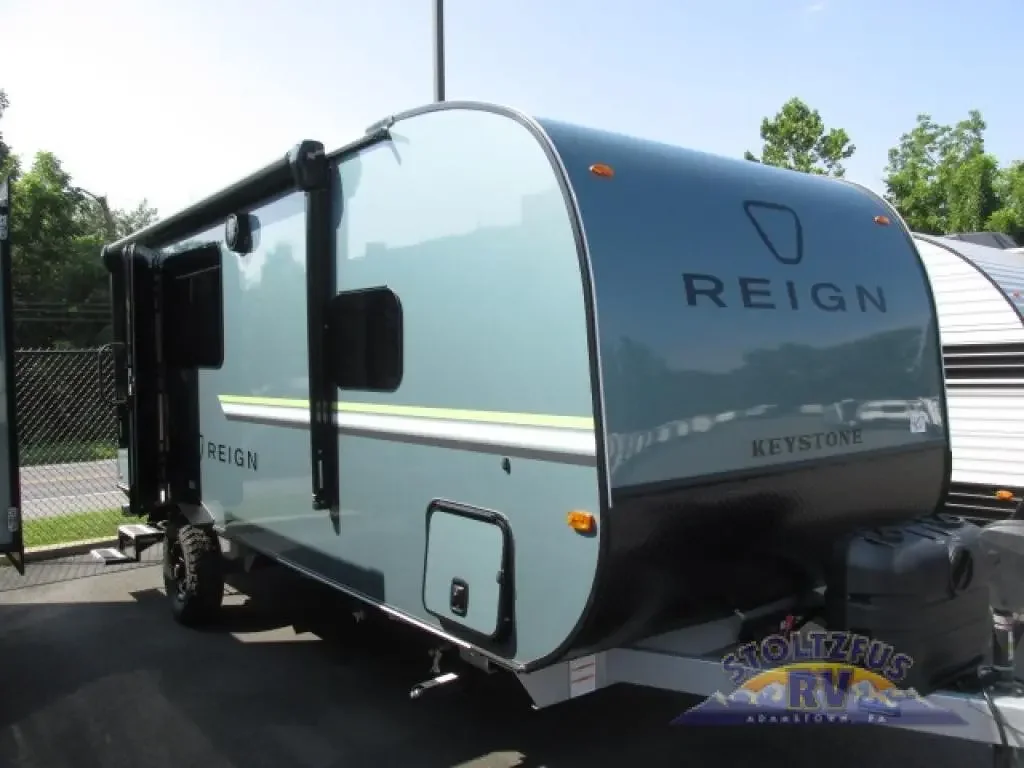 2026 Keystone Reign T19RK exterior