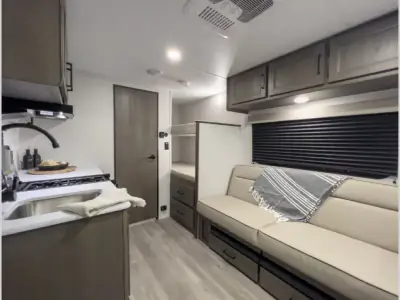 2026 Grand Design Transcend One 151BH photo 13