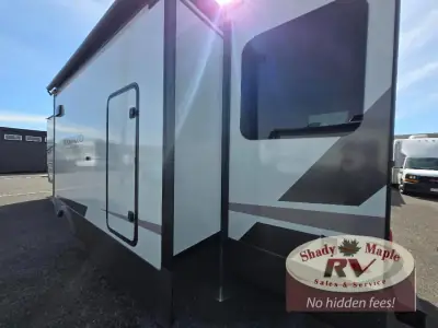 2026 Forest River Rockwood Ultra Lite 2906RL photo 4