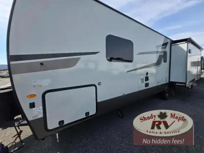 2026 Forest River Rockwood Ultra Lite 2906RL photo 3