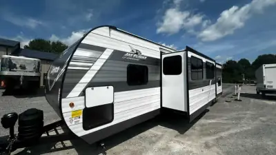 2027 Jayco Jay Flight 321BDS photo 11