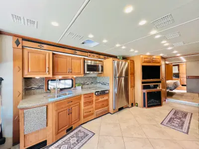 2007 Monaco Knight 40DFT photo 8