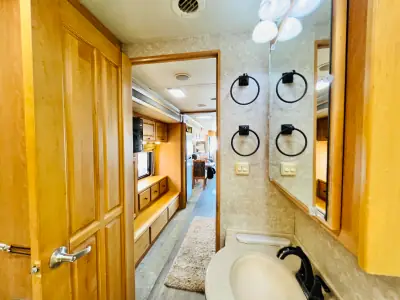 2007 Monaco Knight 40DFT photo 19