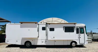 2007 Monaco Knight 40DFT photo 4