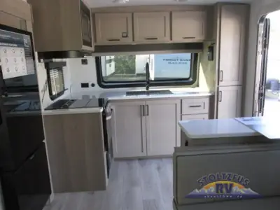 2026 Forest River Flagstaff Super Lite 26SFK photo 9