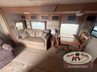 2015 Forest River Rockwood Ultra Lite 2604WS photo 26