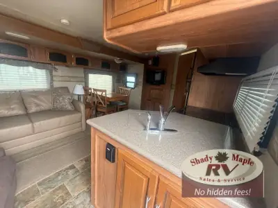 2015 Forest River Rockwood Ultra Lite 2604WS photo 10