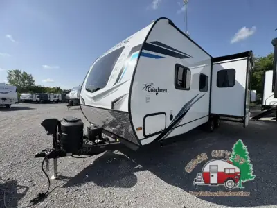 2023 Coachmen Freedom Express Ultra Lite 252RBS photo 4