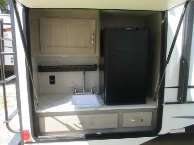 2021 Coachmen Freedom Express Ultra Lite 248 RBS photo 6