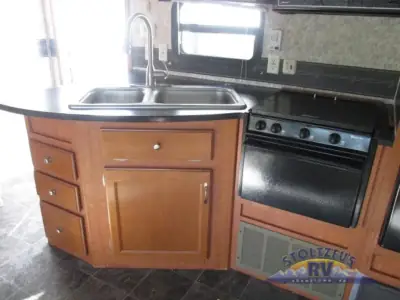 2010 Forest River Wildwood Sport LE 356 SRV photo 7