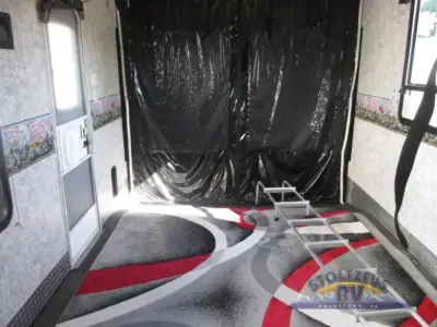 2010 Forest River Wildwood Sport LE 356 SRV photo 9
