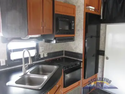 2010 Forest River Wildwood Sport LE 356 SRV photo 3