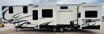 2021 Heartland BIG COUNTRY 3895FK photo 5