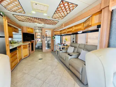 2011 Forest River BERKSHIRE 390RB photo 5