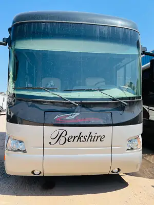 2011 Forest River BERKSHIRE 390RB photo 2