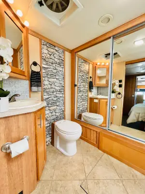 2011 Forest River BERKSHIRE 390RB photo 14