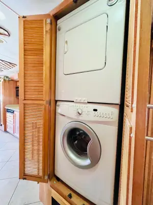 2011 Forest River BERKSHIRE 390RB photo 9