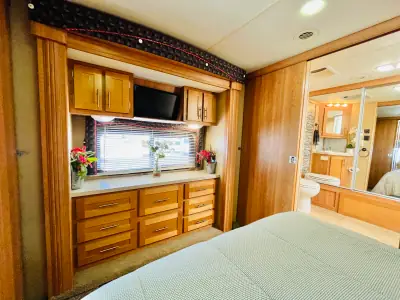 2011 Forest River BERKSHIRE 390RB photo 17