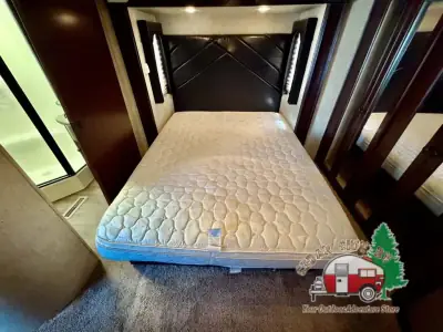 2013 Heartland Cyclone 3800 photo 21