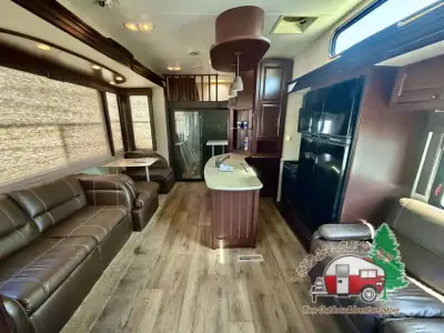 2013 Heartland Cyclone 3800 photo 13