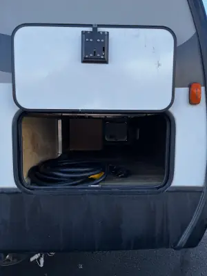 2017 Keystone LAREDO 330RL photo 10