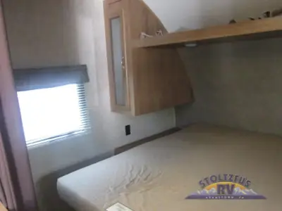 2018 Coachmen Catalina SBX 261BHS photo 9