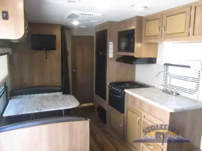 2018 Coachmen Catalina SBX 261BHS photo 4