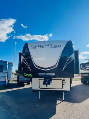 2019 Keystone SPRINTER 3551FWMLS photo 6