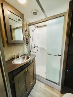 2019 Keystone SPRINTER 3551FWMLS photo 20