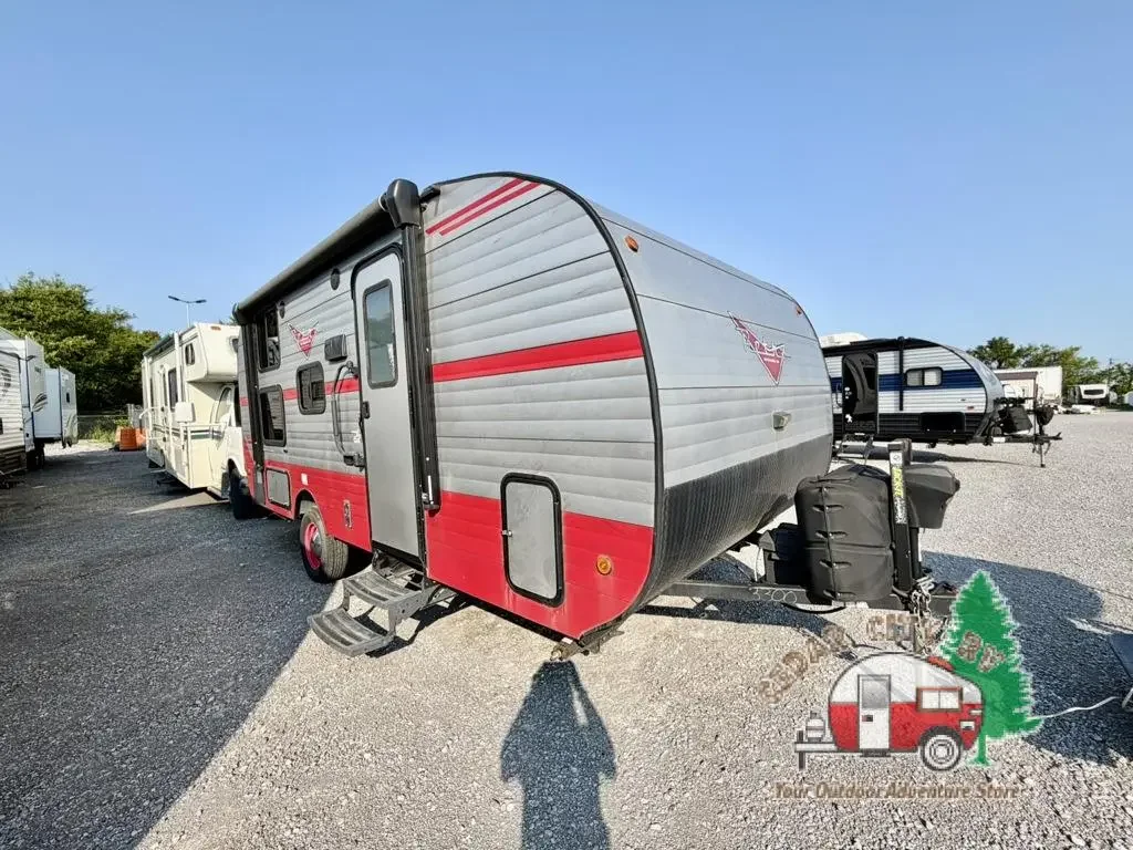 2021 Riverside Retro 190BH exterior