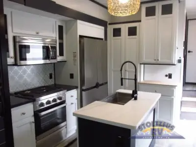 2024 Forest River Cedar Creek Experience 2925RL photo 9