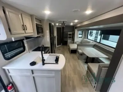 2027 Coachmen Catalina Legacy Edition 273DBHCK photo 15