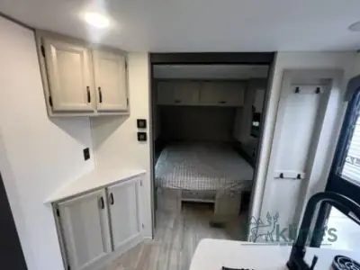 2027 Coachmen Catalina Legacy Edition 273DBHCK photo 13
