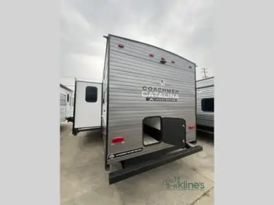2027 Coachmen Catalina Legacy Edition 273DBHCK photo 6