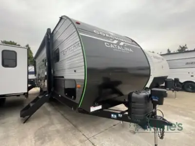 2027 Coachmen Catalina Legacy Edition 273DBHCK photo 3