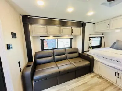 2024 Jayco JAY FEATHER MICRO 166FBS photo 9