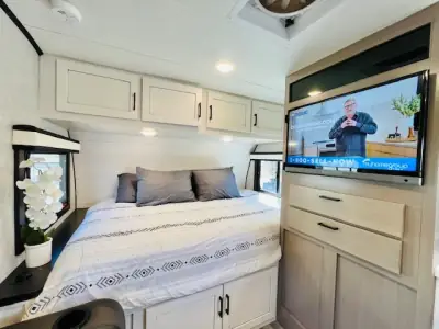 2024 Jayco JAY FEATHER MICRO 166FBS photo 11