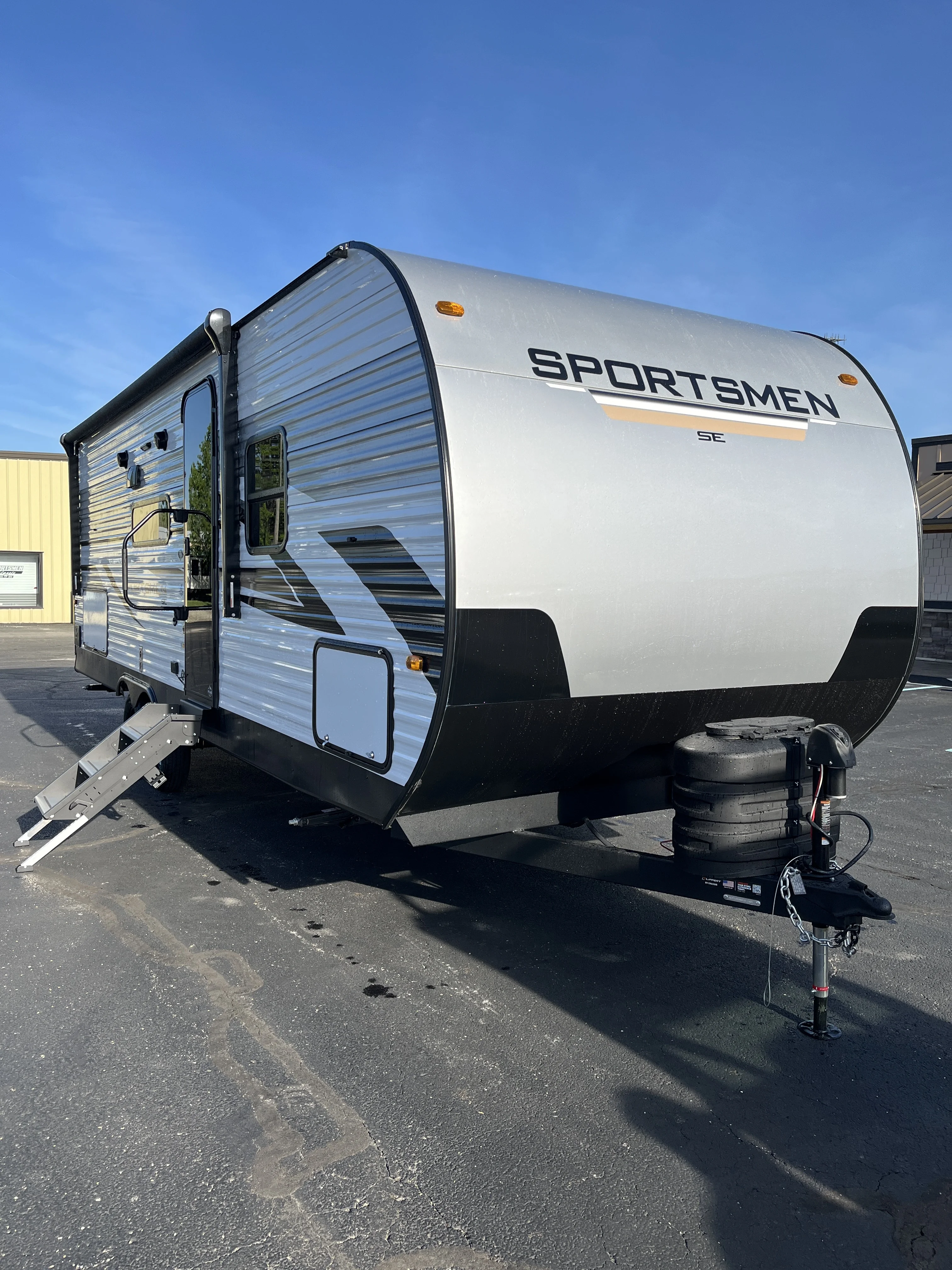 2025 K-Z SPORTSMEN SE 241BHKSE exterior