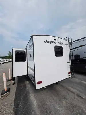 2027 Jayco Jay Feather 25RB photo 14