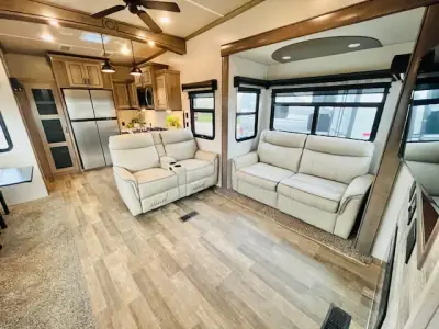 2021 Forest River CEDAR CREEK 388RK photo 7