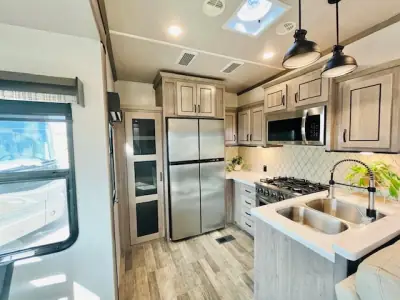 2021 Forest River CEDAR CREEK 388RK photo 11