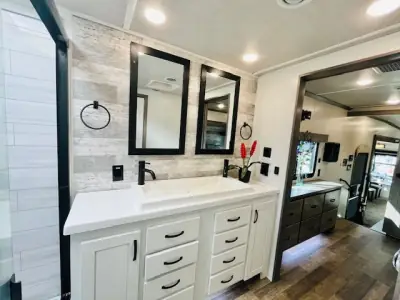 2021 Forest River CEDAR CREEK 388RK photo 16