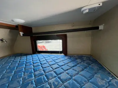 2017 Lance 865 TRUCK CAMPER photo 20