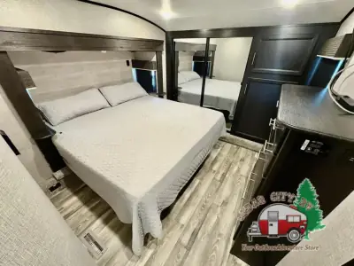 2022 Jayco Eagle 321RSTS photo 27