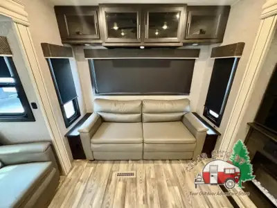 2022 Jayco Eagle 321RSTS photo 23