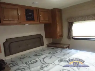 2018 Forest River Flagstaff Micro Lite 25FKS photo 13