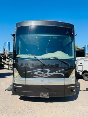2017 Thor Motor Coach TUSCANY 45AT photo 2