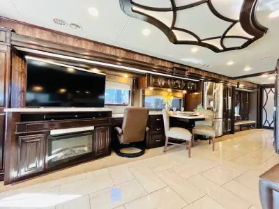 2017 Thor Motor Coach TUSCANY 45AT photo 7