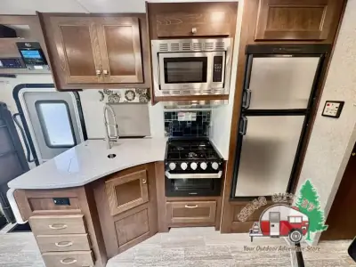 2019 Forest River Forester 2421MS Ford photo 17