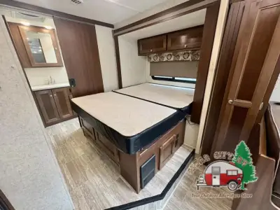 2019 Forest River Forester 2421MS Ford photo 23